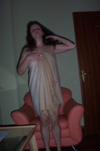 Read more about the article Ma baise sauvage avec le voisin du palier : adrénaline et plaisir interdit