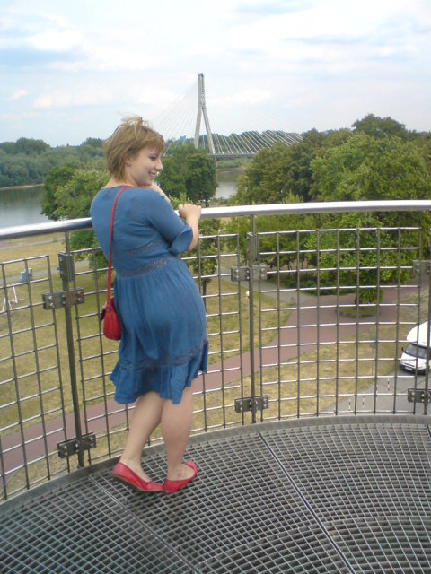 You are currently viewing Confessions d’Anonyme : Échecs Strip Torride avec le Voisin du Palier