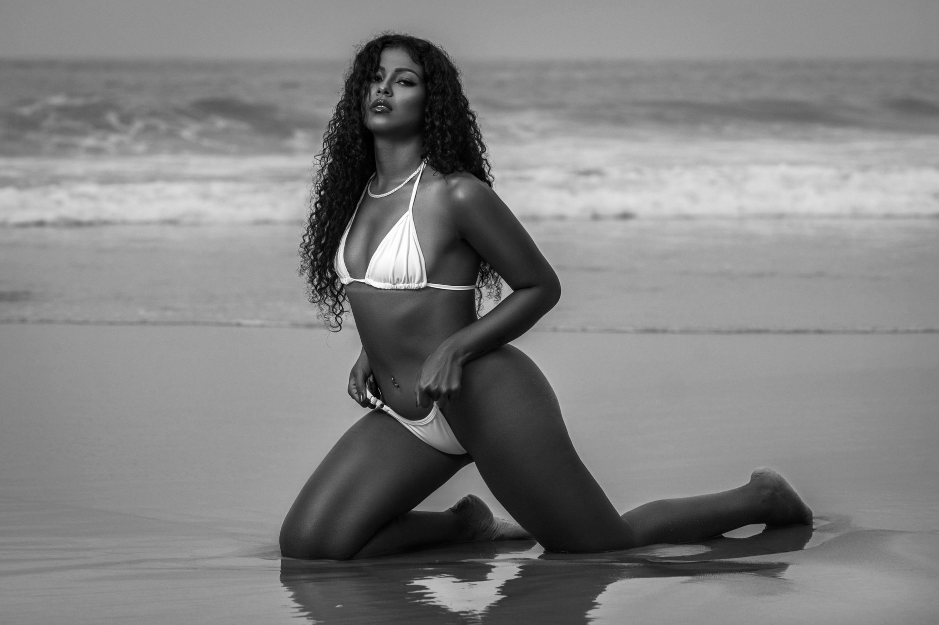 Read more about the article Voisine Anonyme : Ma Baise Interdite avec le Voisin du Palier