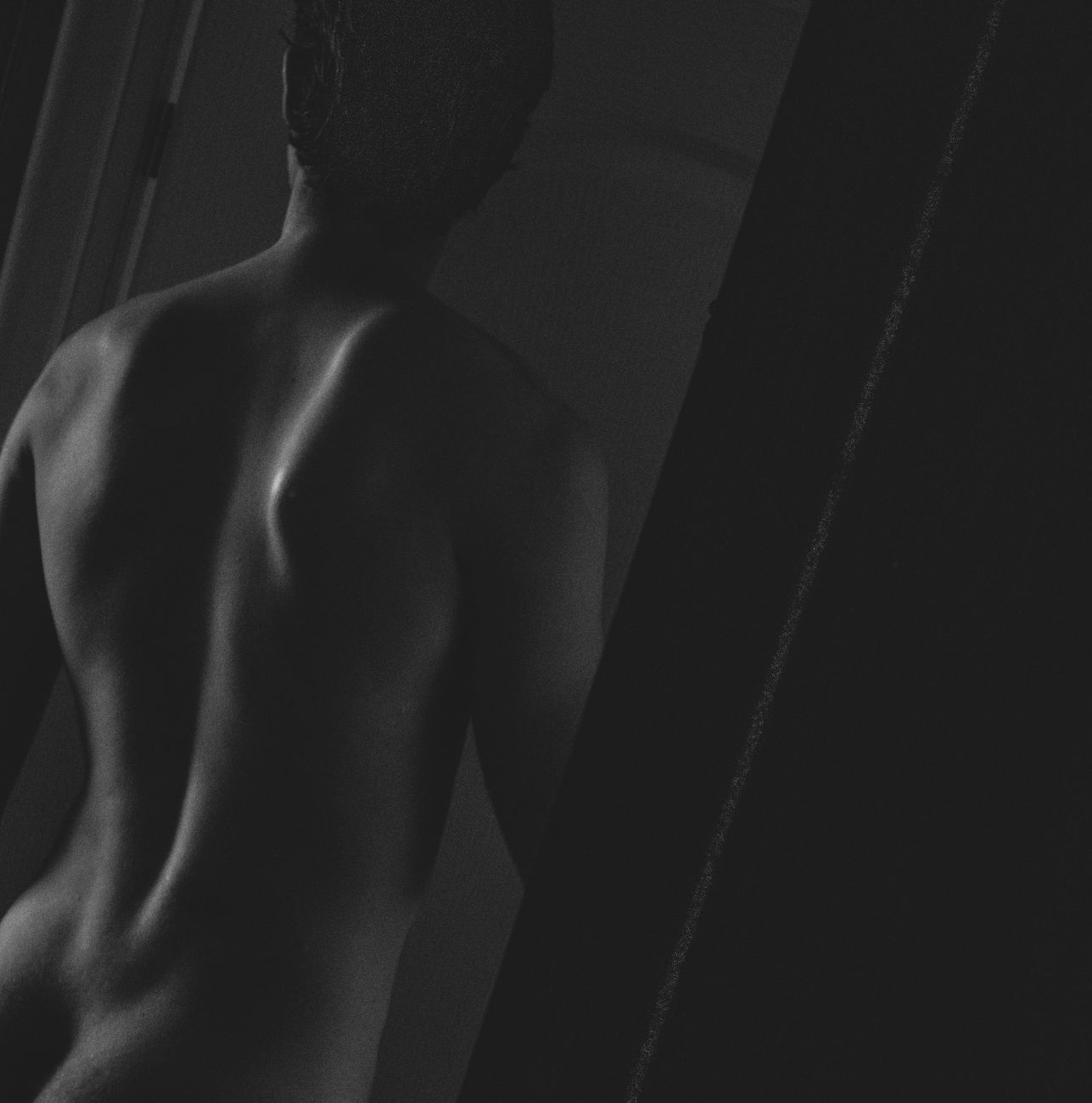 Read more about the article Confessions d’Anonyme : Ma Baise Interdite avec le Voisin du Palier