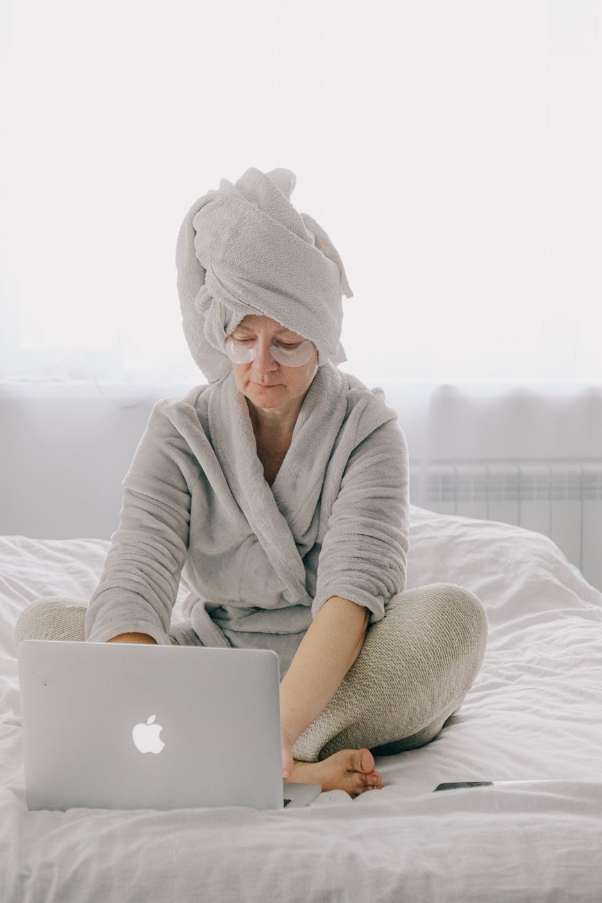 Read more about the article Confessions d’Anonyme : Ma Baise Interdite avec le Dentiste Voisin du Palier