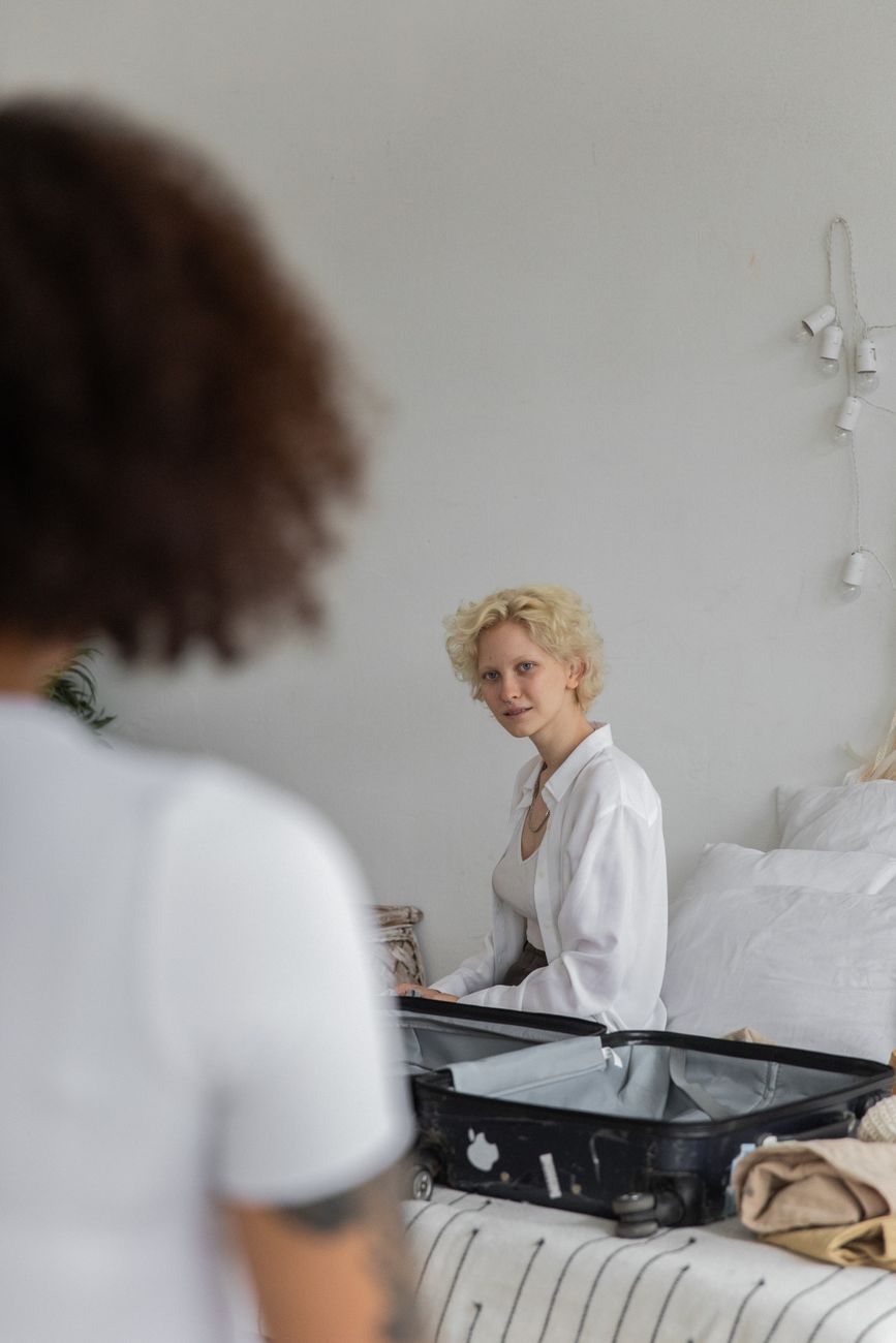 Read more about the article Ma Baise Risquée avec le Voisin du Palier : Le Frisson du Quartier